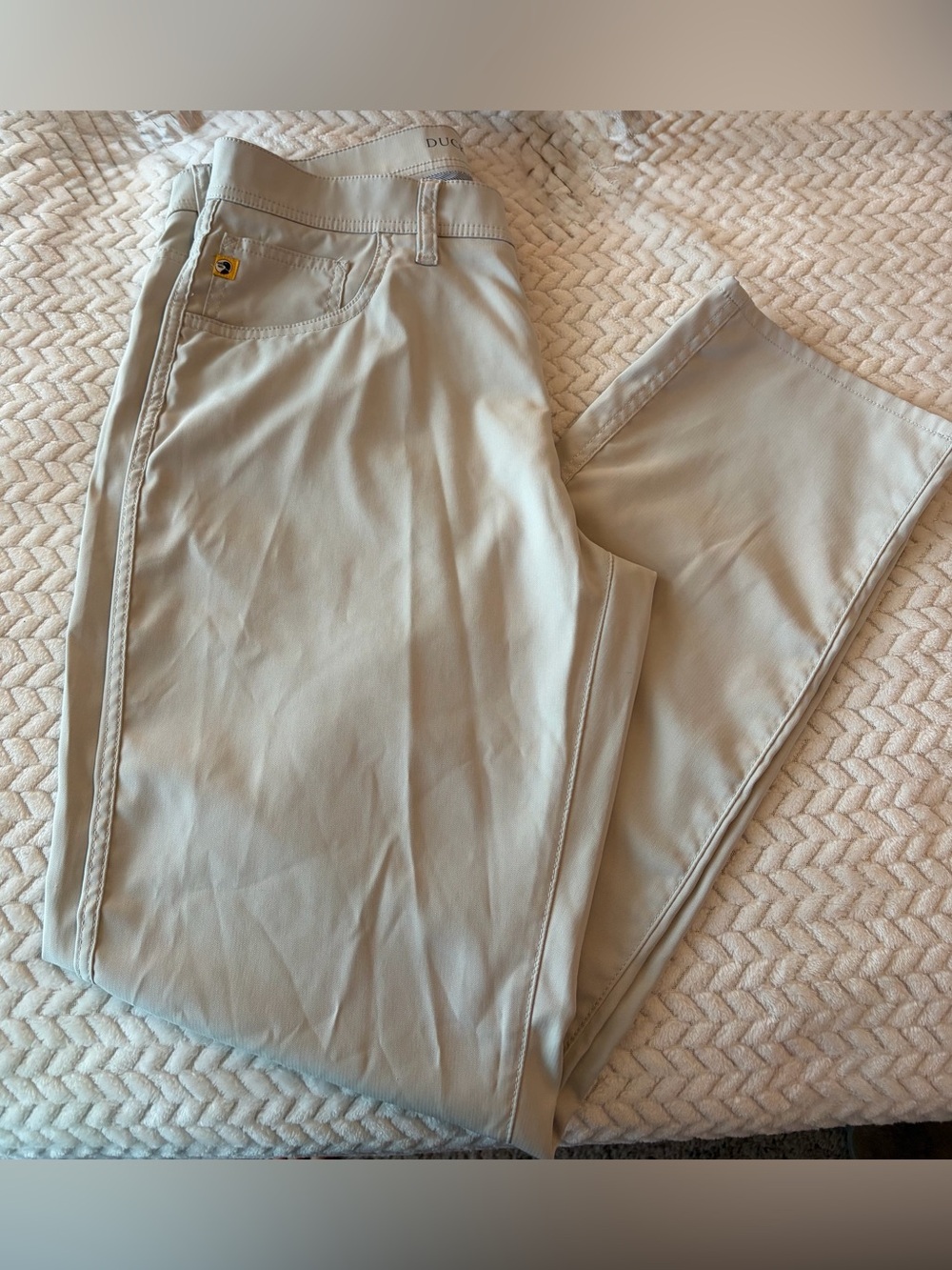 Duck Head Men's Light Khaki Performance Pants. Size 32 x30.